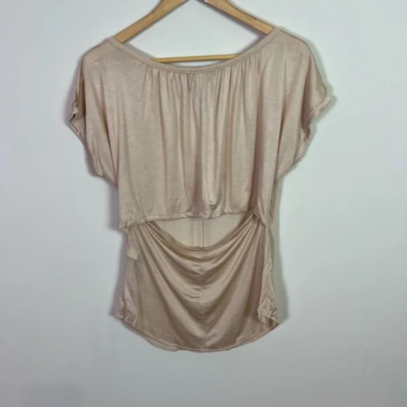 Marc By Marc Jacobs Tan Open Back Short Sleeve Top Women Size Small - Picture 2 of 4